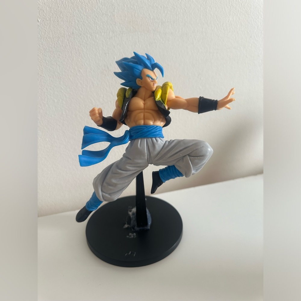 Super Saiyan Goku Blue ( Dragon Ball Z ) Action Figure